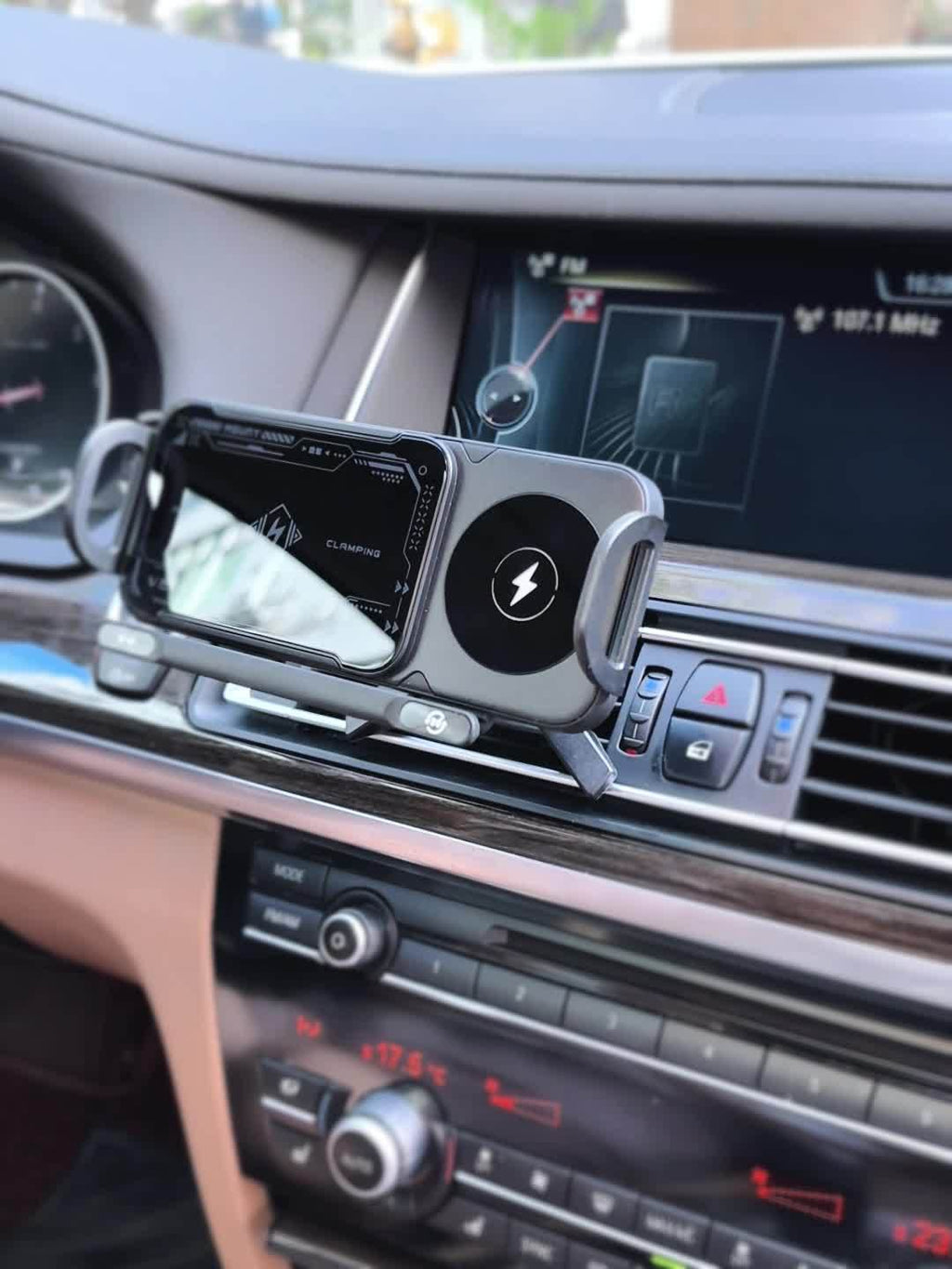 Smart Wireless Charging Car Holder Electric Induction Clamping